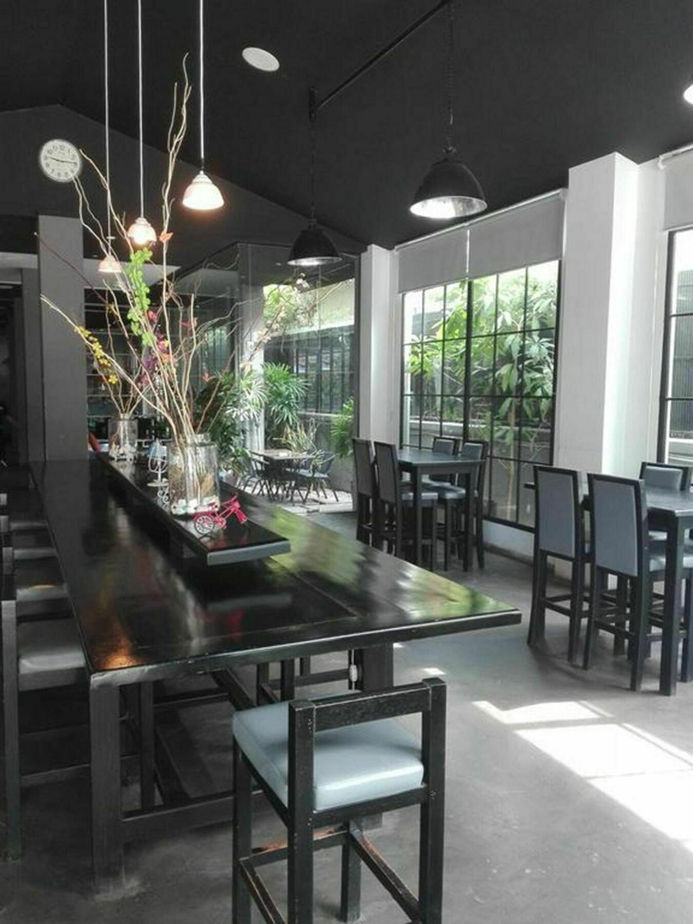 Eastland Hotel & Apartment Phnom Penh Bagian luar foto